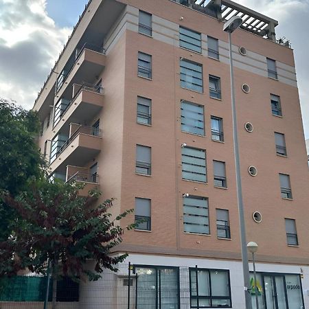 Malaga Campus Apartment Parking Included Exterior foto