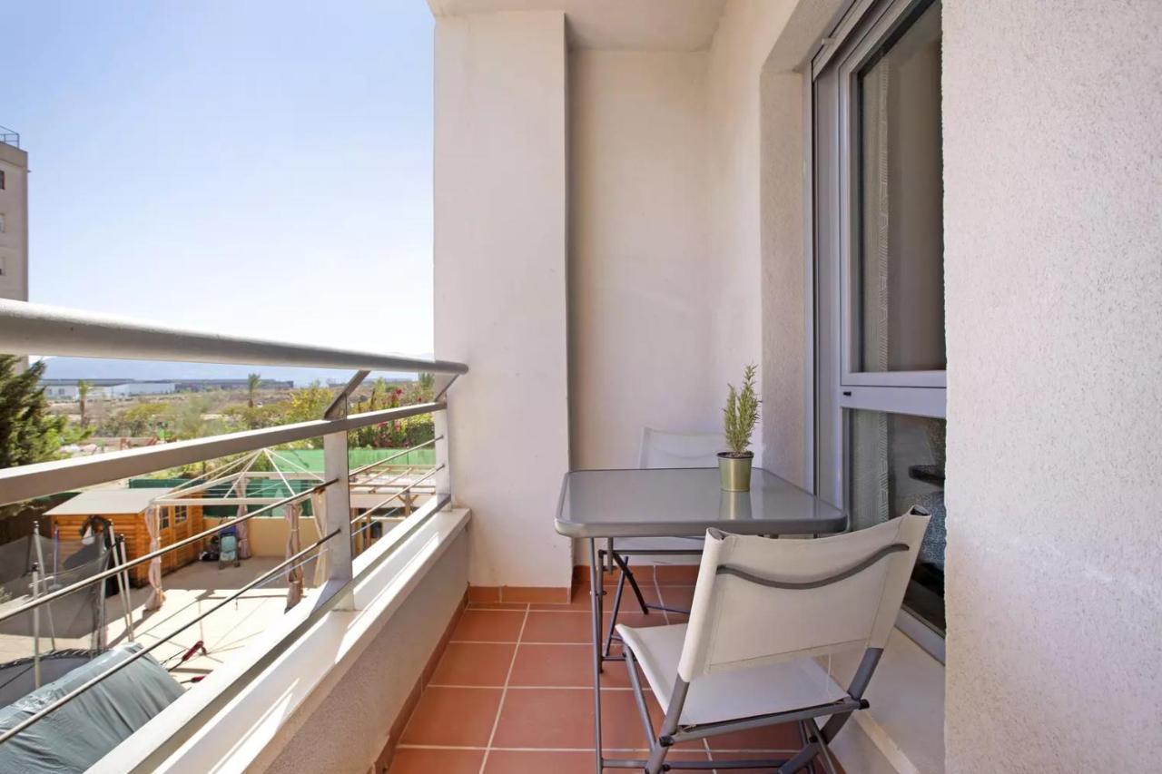 Malaga Campus Apartment Parking Included Exterior foto